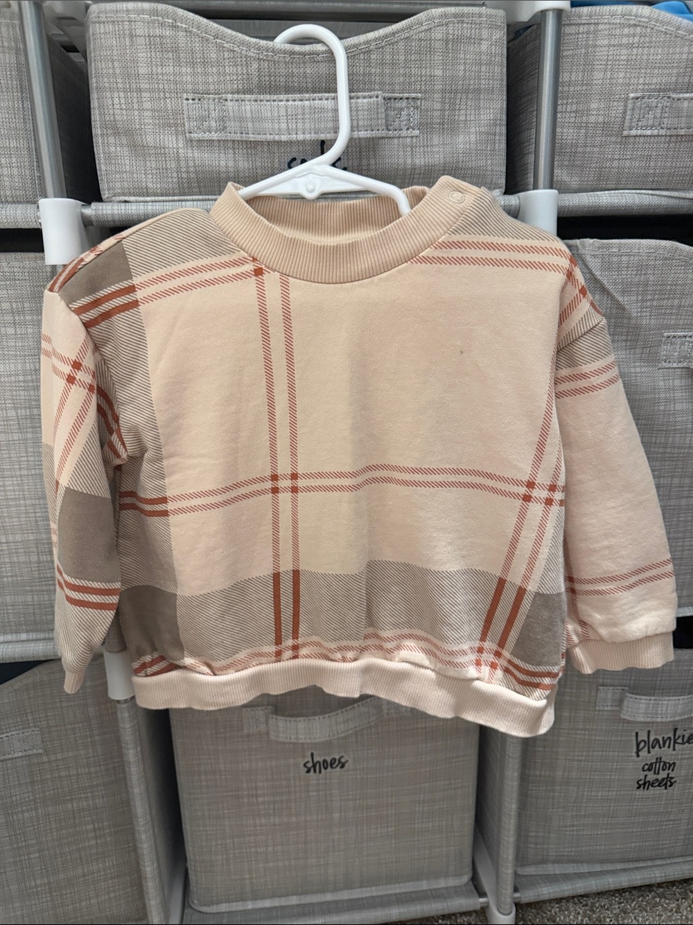 H&M Cream Plaid Crewneck Sweater - Beige & Rust